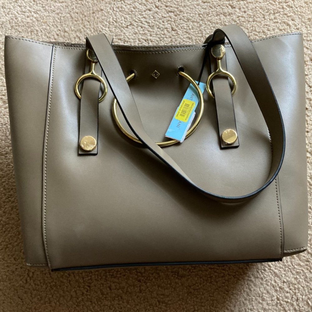 NWT Antonio Melani Rylie Tote, Taupe
